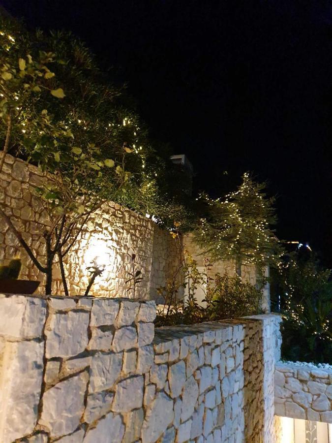 Viva B&B Anavyssos Exterior photo